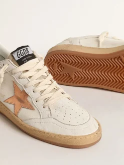 Best Golden Goose Ball Star de lona e napa com estrela de couro metálico bronze Cabedal de lona e napa branco leite