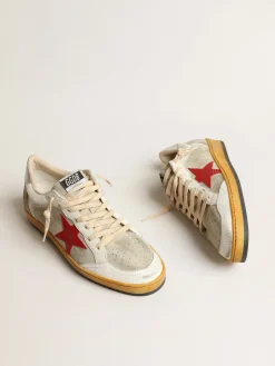 Cheap Golden Goose Ball Star de suede cinza com estrela vermelha e talão prateado Cabedal de suede cinza gelo