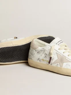 Best Golden Goose Ball Star Feminino LTD CNY de couro branco com frases no cabedal Cabedal de couro branco