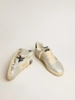 Best Sale Golden Goose Ball Star LTD de couro prateado com estrela e talão de suede cinza Cabedal de couro craquelado prateado efeito opaco