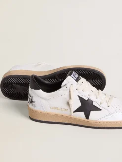 Flash Sale Golden Goose Ball Star masculino de napa branca com estrela preta Cabedal de napa branca