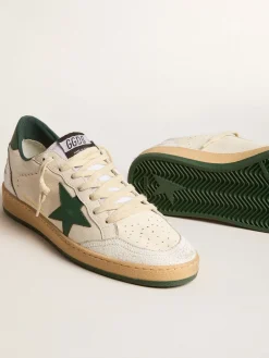 Outlet Golden Goose Ball Star Wishes Feminino de napa branca com estrela e talão de couro verde Cabedal de napa branca