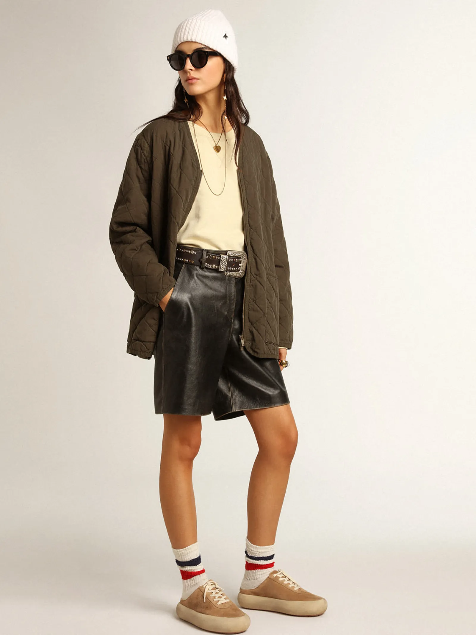 Hot Golden Goose Bermuda de couro preto com efeito usado Cor: preto