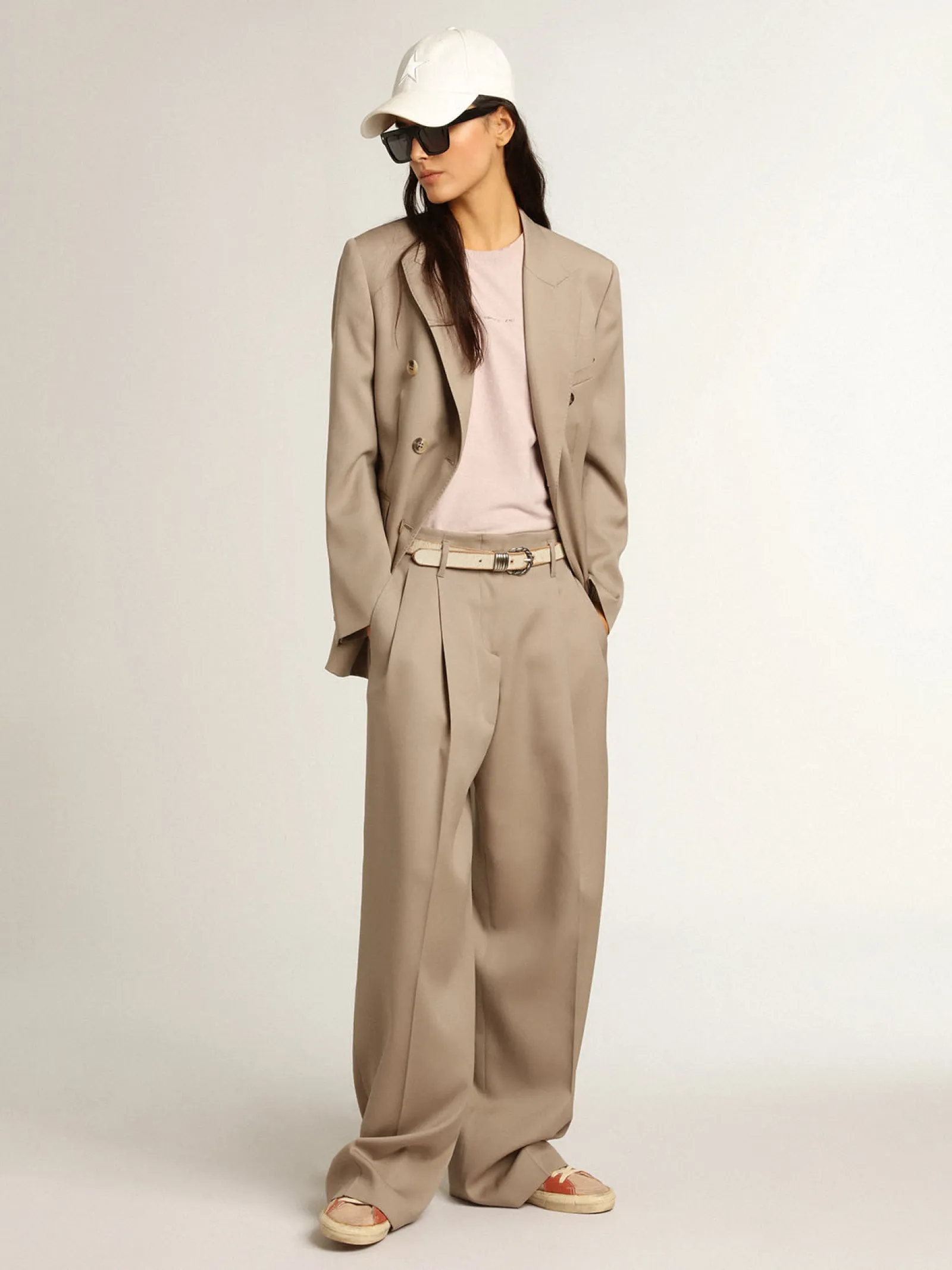 Sale Golden Goose Blazer de abotoamento duplo de gabardine de lã bege claro Cor: bege claro
