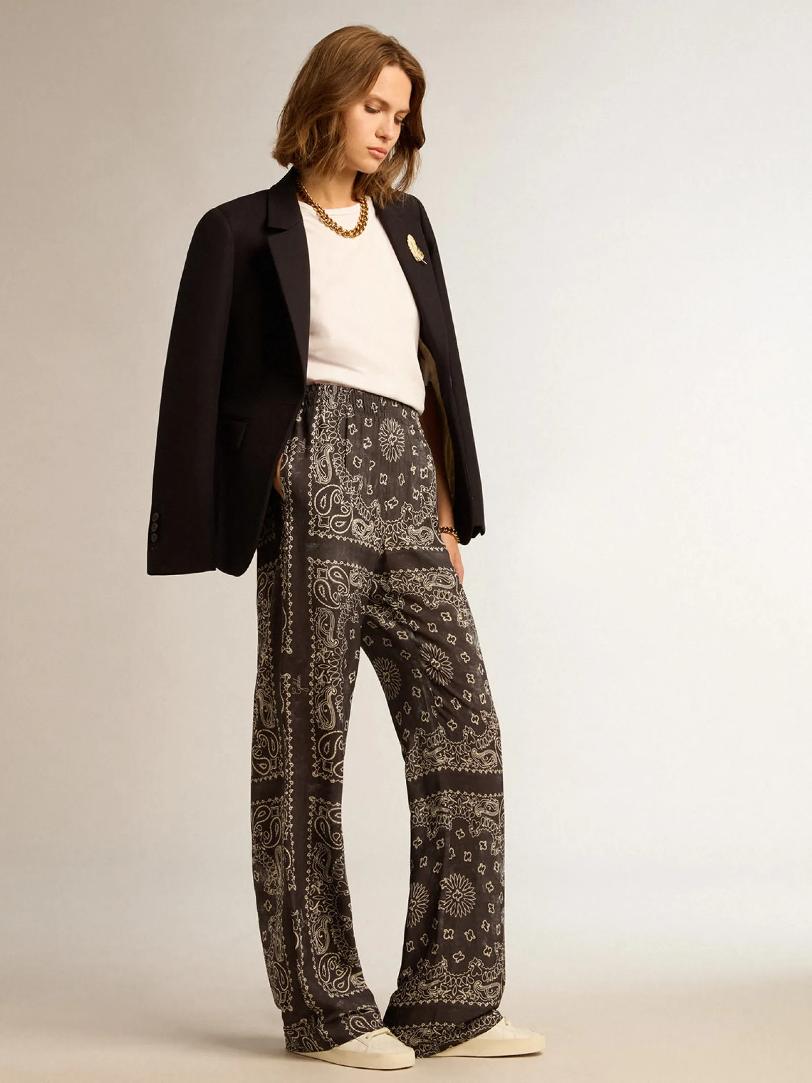 Best Sale Golden Goose Blazer feminino de abotoamento simples de gabardine de lã azul-escuro Golden Collection