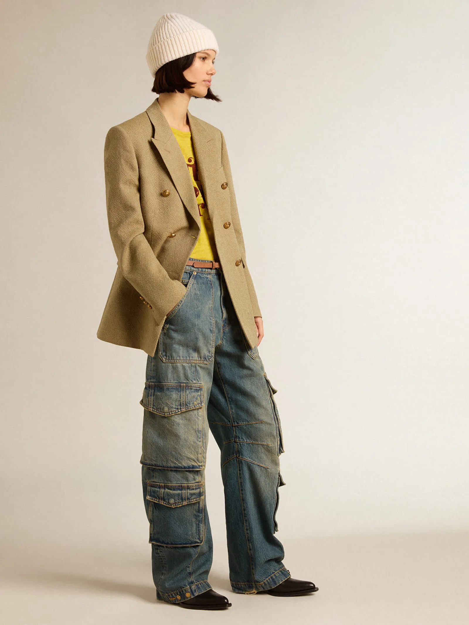 New Golden Goose Blazer feminino de abotoamento duplo de lã cor de faia clara Coleção Journey