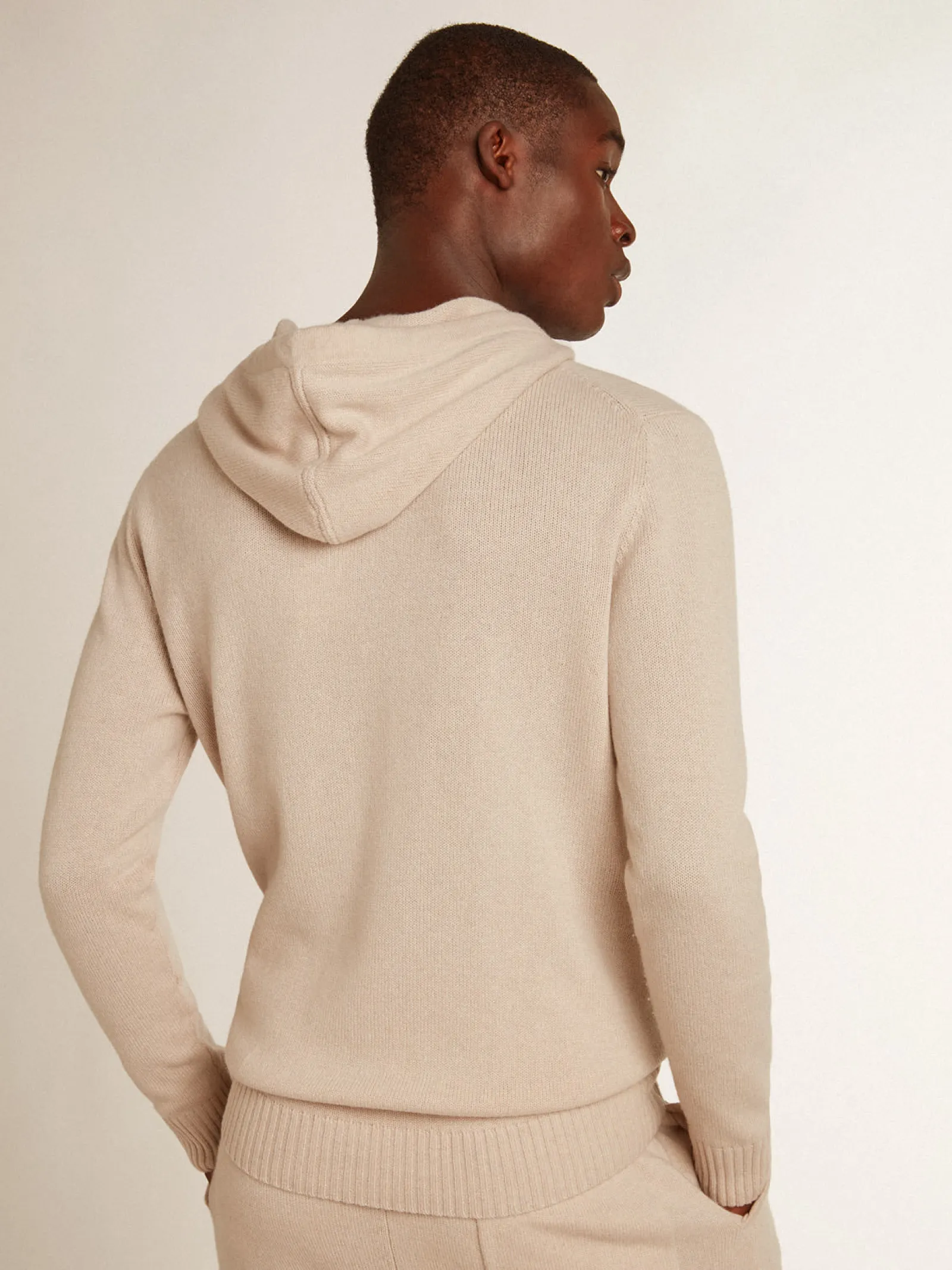 Shop Golden Goose Blusa tipo moletom masculina branca misto caxemira com capuz Caxemira de baixo impacto