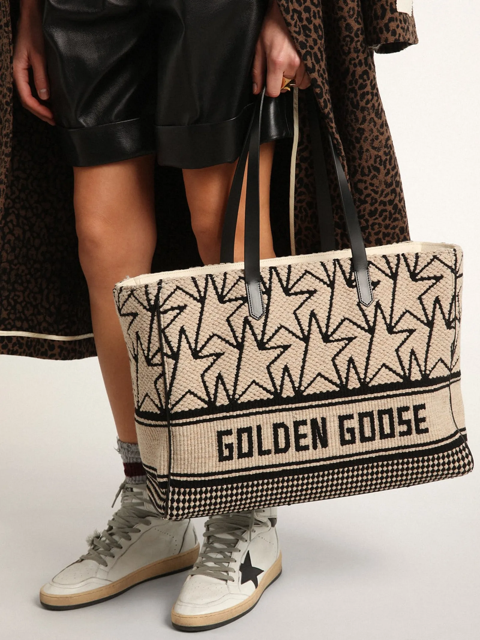 Clearance Golden Goose Bolsa California feminina East-West de jacquard de lã branco-leite Cor: branco leite