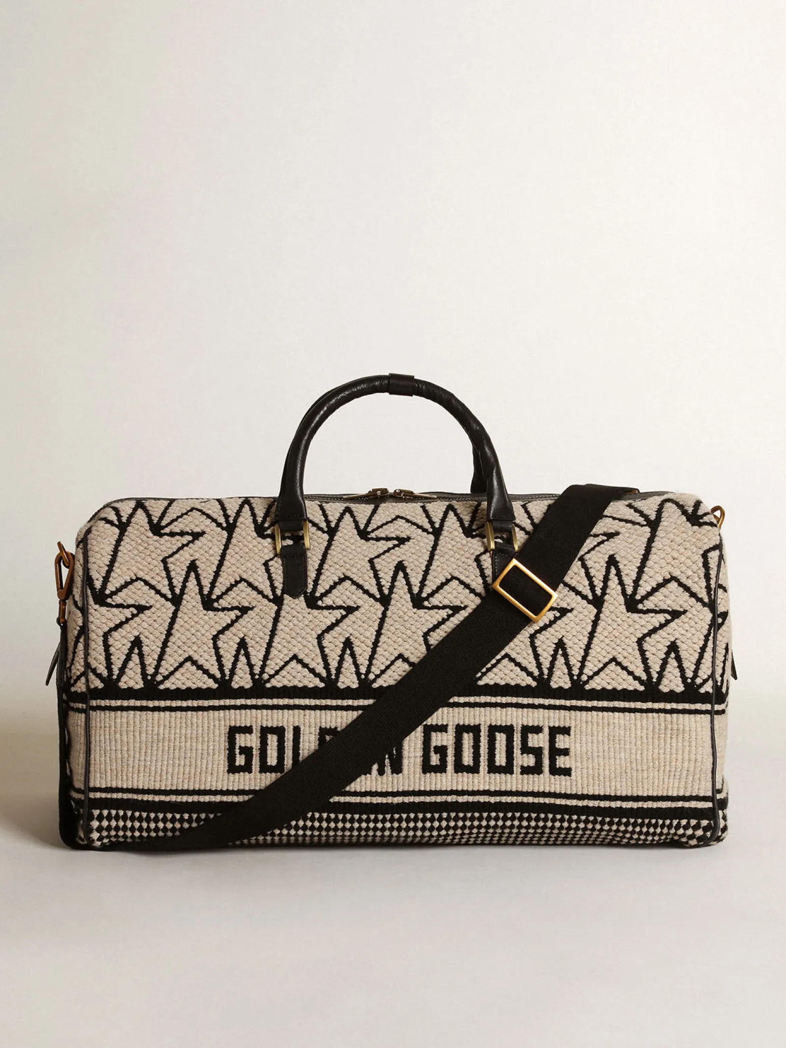 Sale Golden Goose Bolsa de viagem masculina de lã jacquard branco-leite e escrita preta Cor: branco leite
