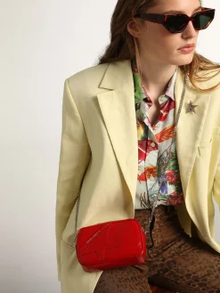 Best Golden Goose Bolsa Mini Star feminina de couro pintado vermelho com estrela tom sobre tom Cor: vermelho rubi