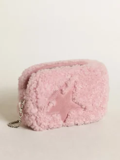 Shop Golden Goose Bolsa Mini Star feminina de shearling rosa com estrela de suede Cor: rosa