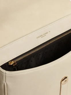 Best Golden Goose Bolsa Sally média de couro cor porcelana com fivela e alça de ombro em contraste Cor: porcelana