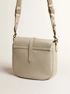 Best Golden Goose Bolsa Sally média de couro cor porcelana com fivela e alça de ombro em contraste Cor: porcelana