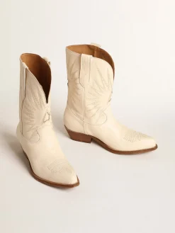 Discount Golden Goose Botas Wish Star cano baixo de couro na cor creme com estrela embutida Cor: creme