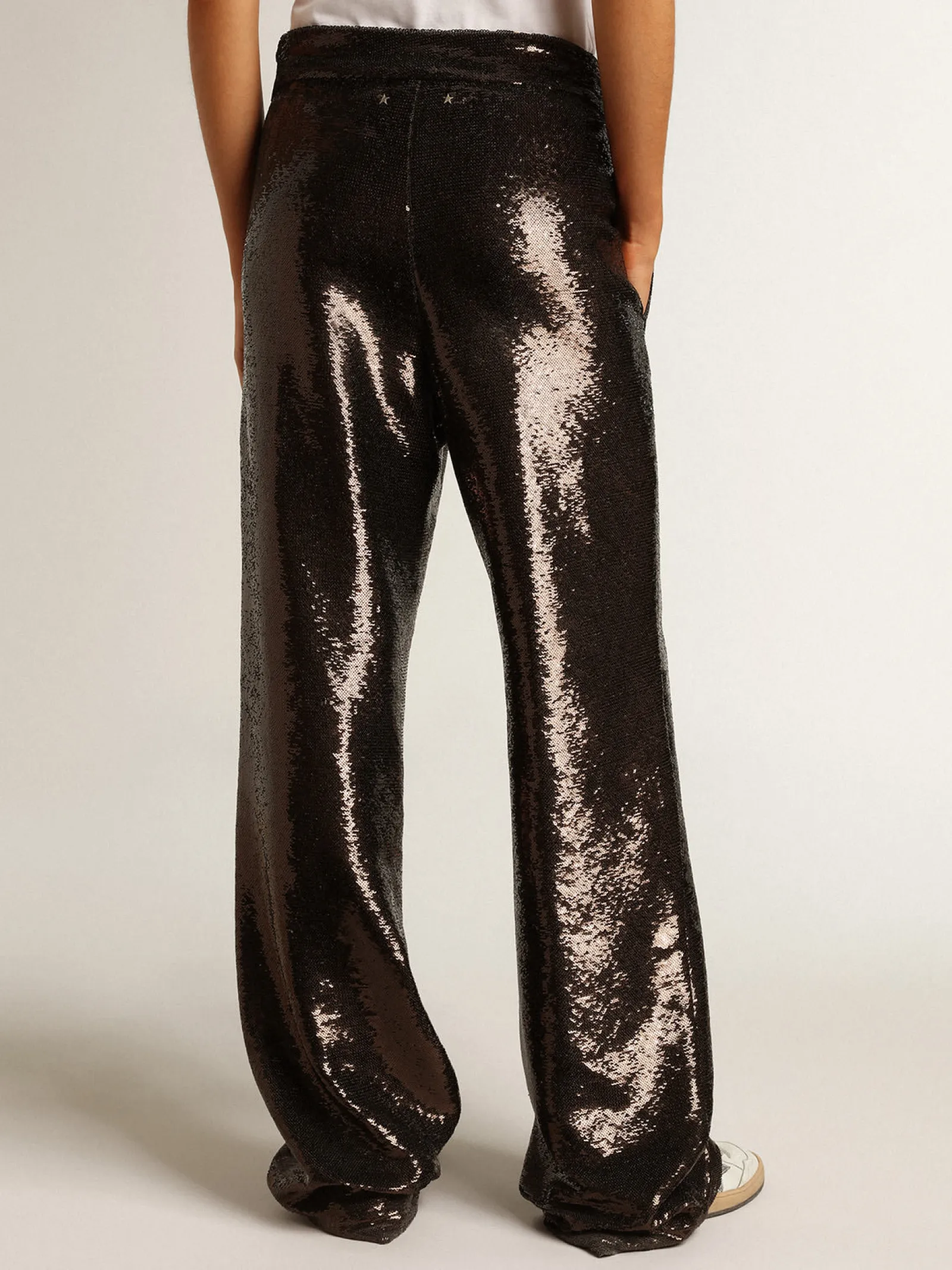 Shop Golden Goose Calça cinza com lantejoulas all-over Cor: cinza ferro