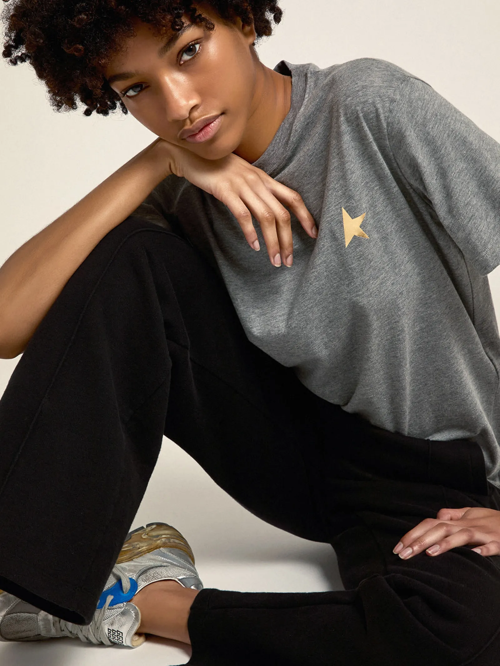Clearance Golden Goose Calça de jogging feminina preta com estrela na frente Cor: preto
