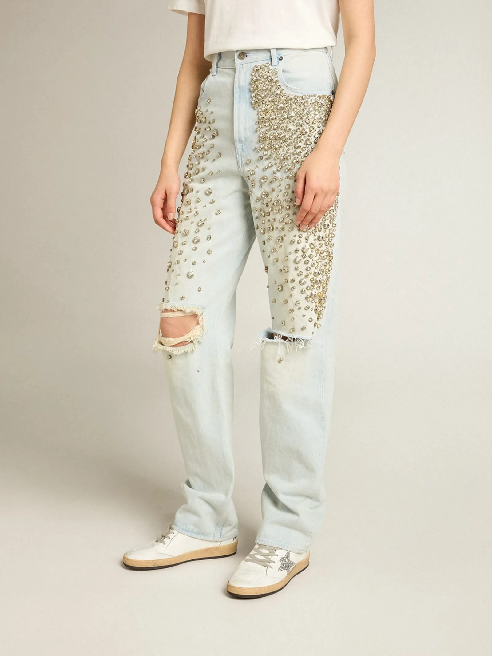 Online Golden Goose Calça jeans feminina desbotada com cristais cabochão Cor: azul desbotado