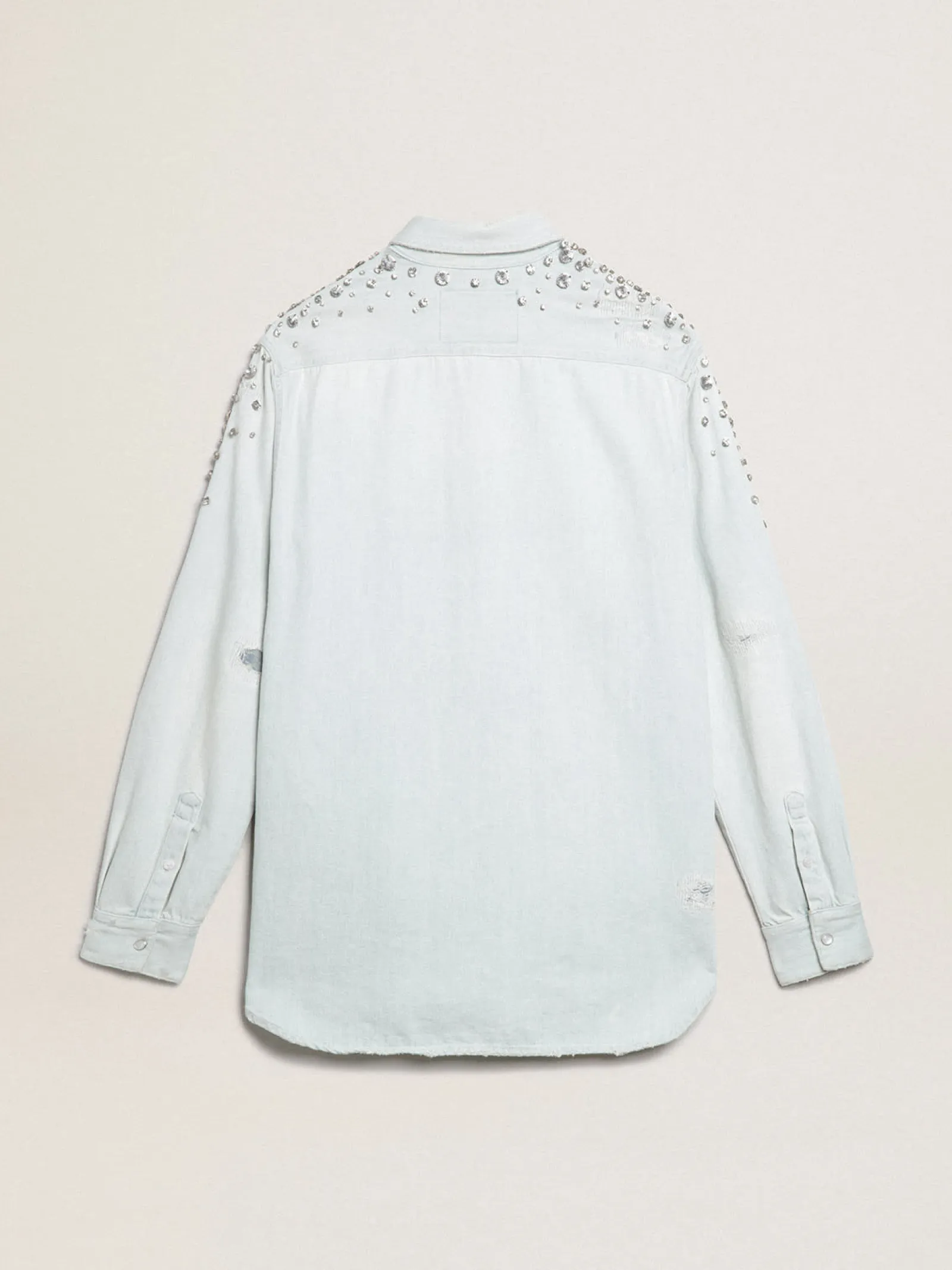 Outlet Golden Goose Camisa boyfriend feminina desbotada com cristais cabochão Cor: azul desbotado