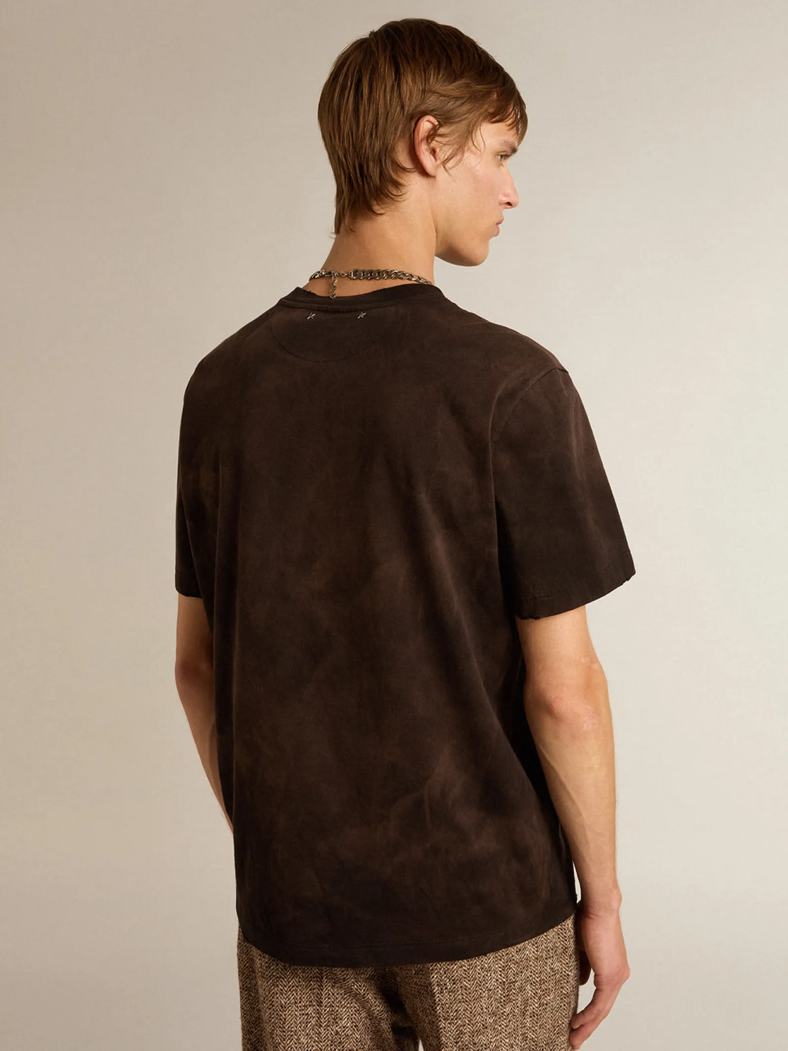 Sale Golden Goose Camiseta de algodão antracite com escrita na frente Coleção Journey