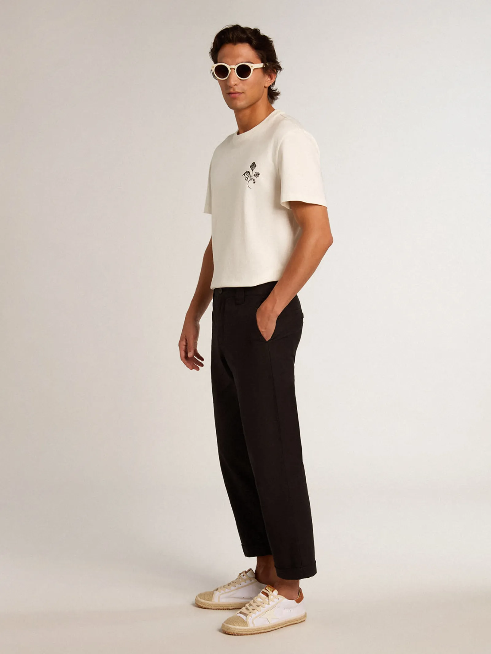Clearance Golden Goose Camiseta de algodão branco com flor estampada na frente Coleção Resort
