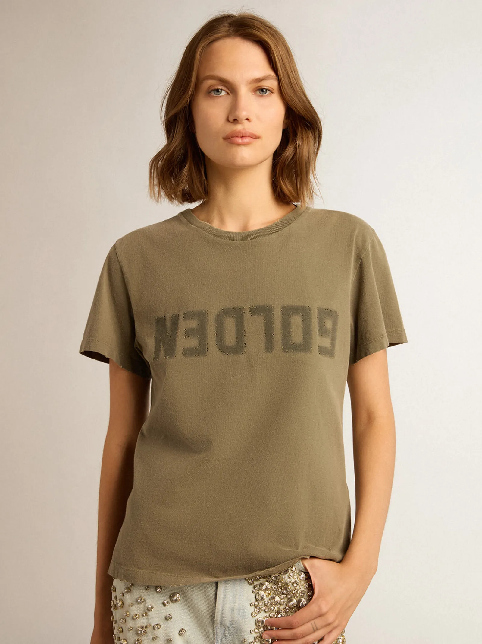 New Golden Goose Camiseta feminina verde-oliva com inscrição Golden Golden Collection