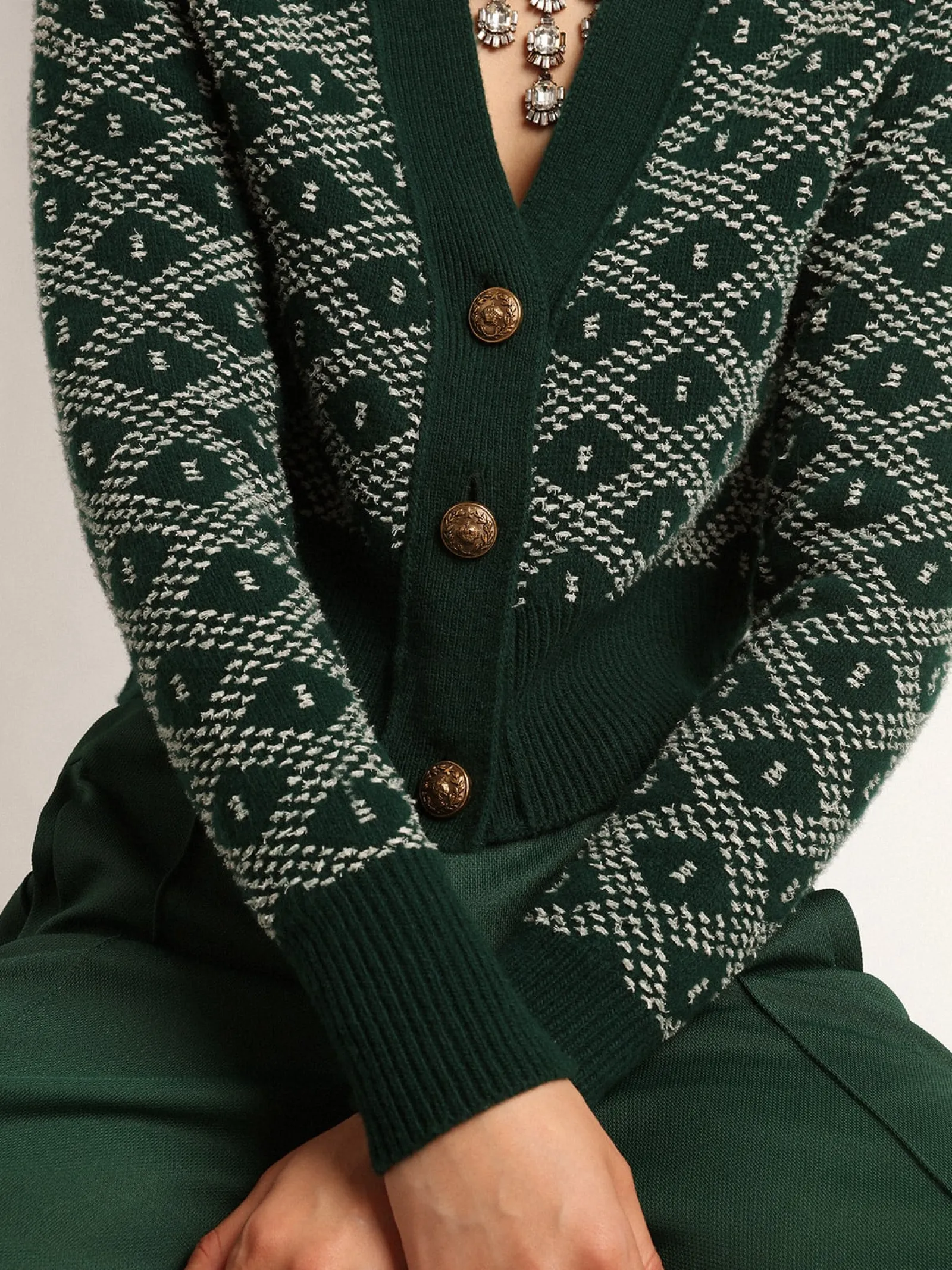 Flash Sale Golden Goose Cardigã cropped feminino com jacquard em losangos verde e branco Cor: verde e branco