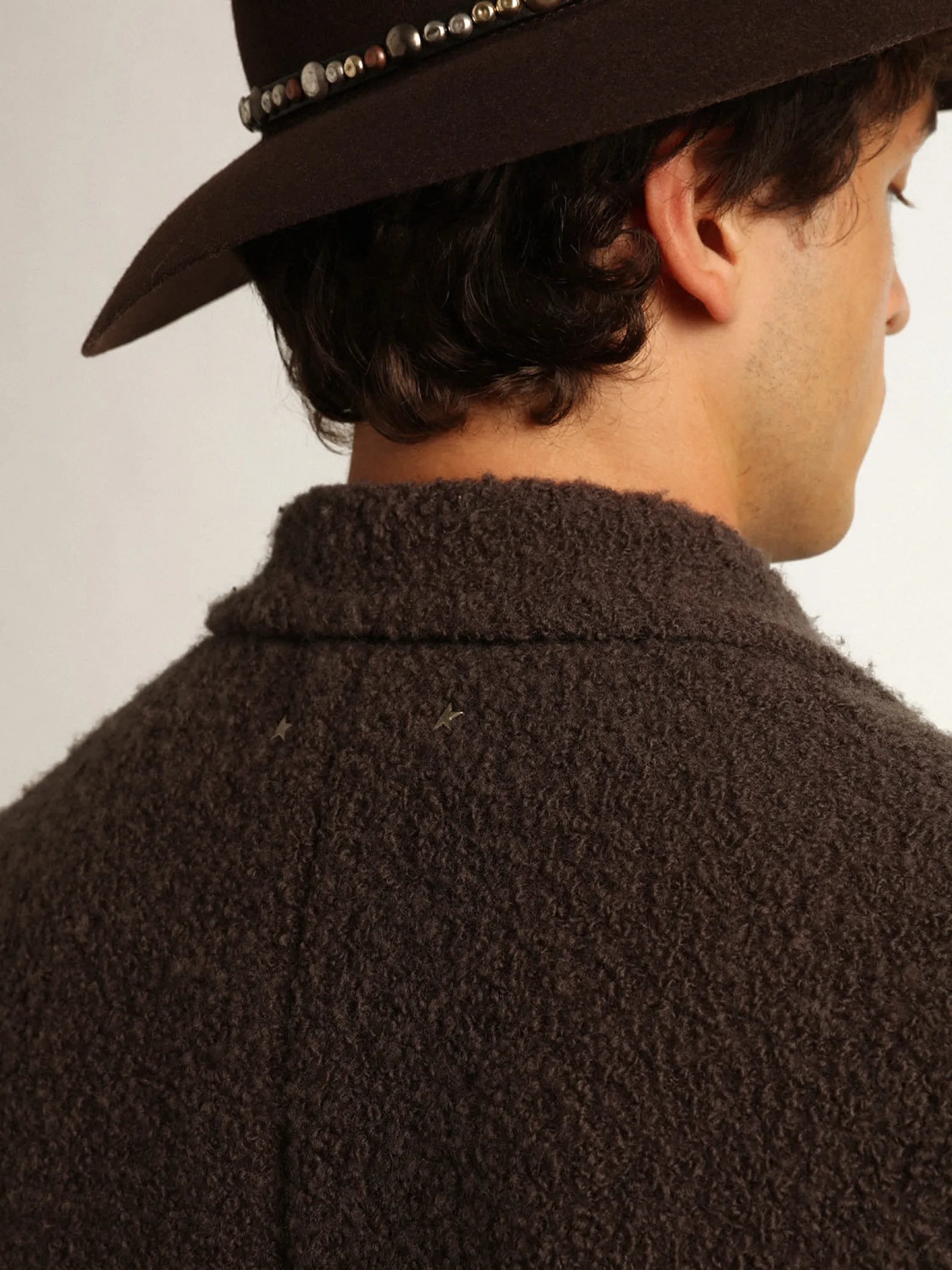 Sale Golden Goose Casaco masculino de abotoamento duplo de lã buclé cor alcaçuz Cor: alcaçuz