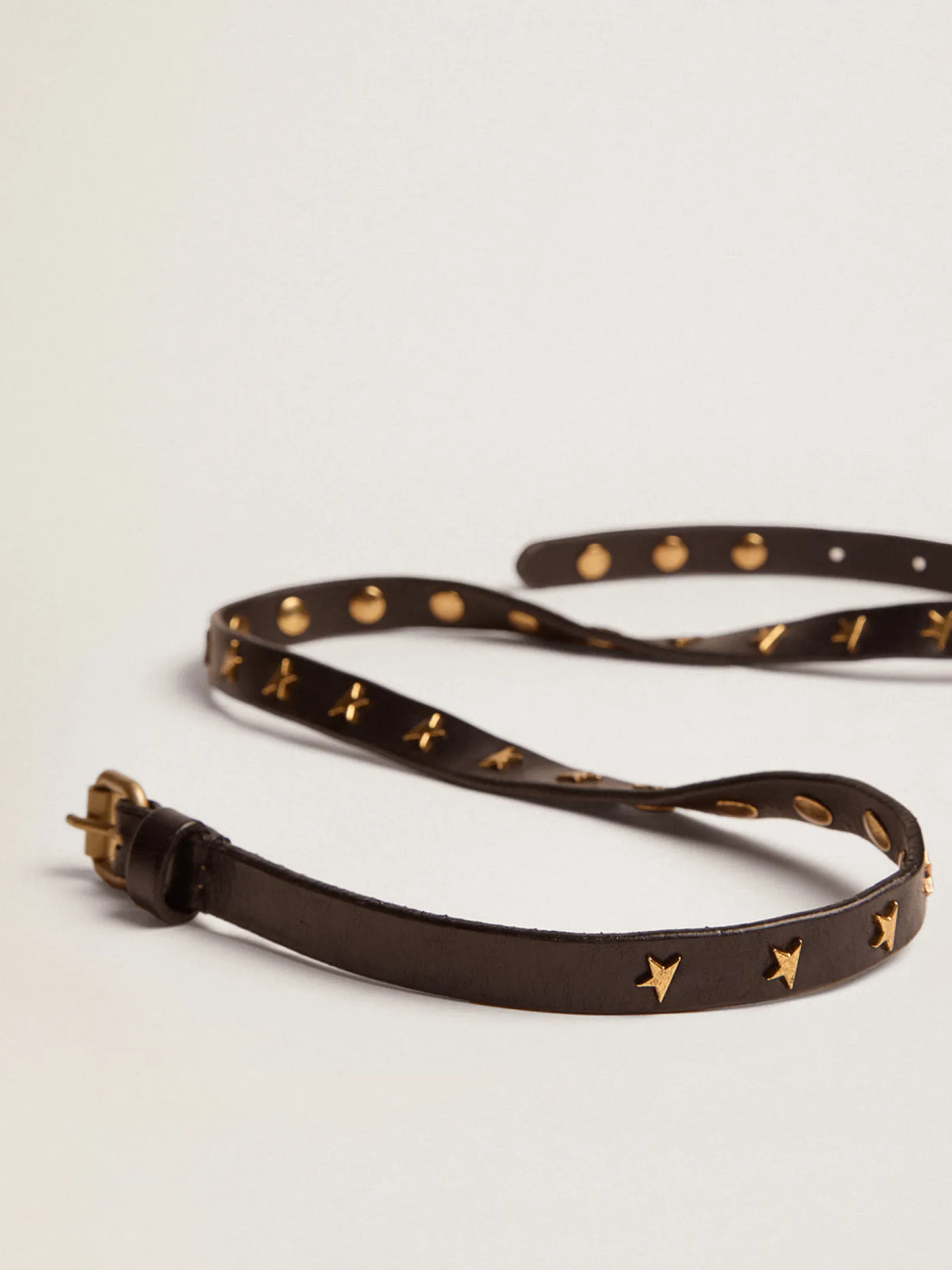 Store Golden Goose Cinto feminino de couro preto com tachas em forma de estrela Cor: preto