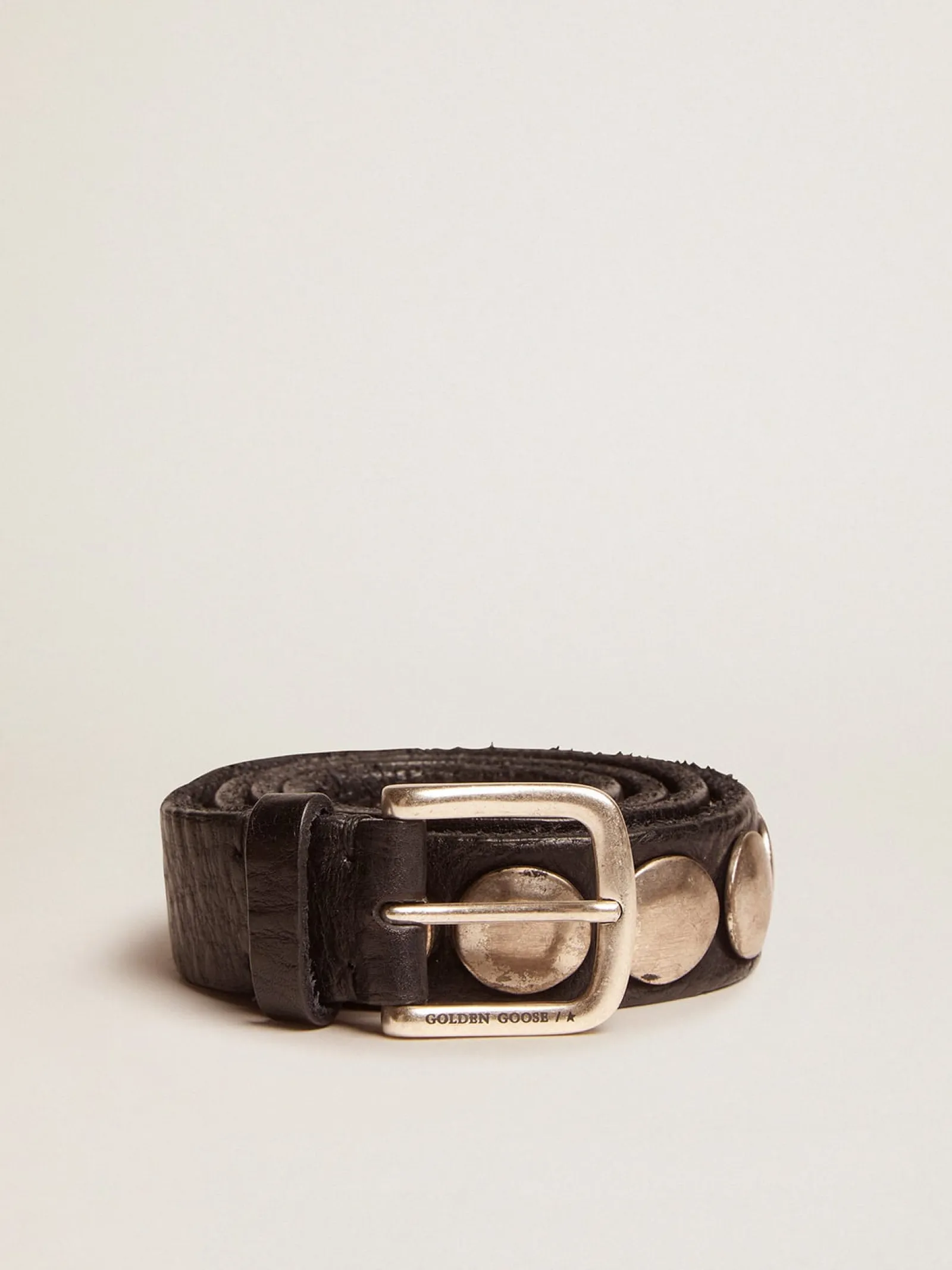 Store Golden Goose Cinto feminino Trinidad preto de couro lavado com tachas prateadas Cor: preto
