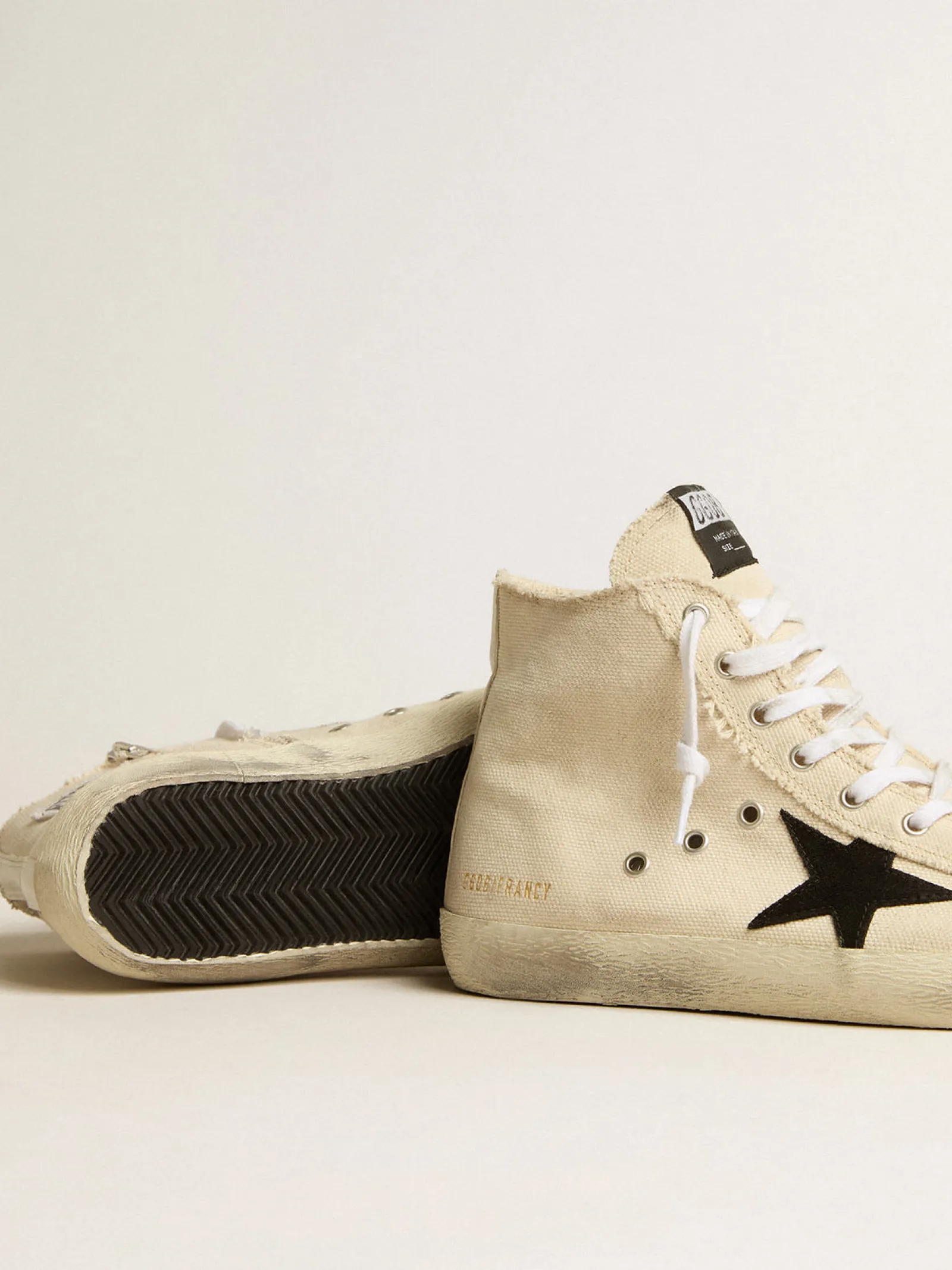 Clearance Golden Goose Francy Penstar de lona com estrela de suede preto e talão de couro Cabedal de lona branco sujo
