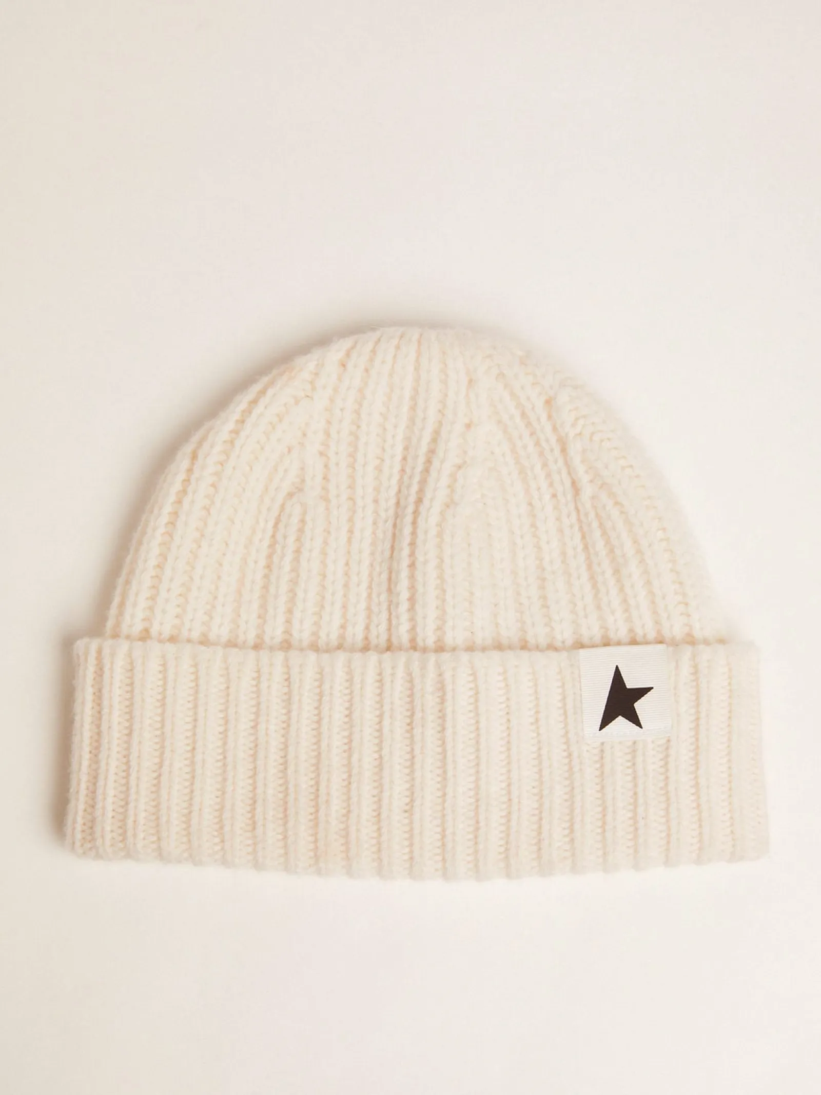 Discount Golden Goose Gorro de lã branca com estrela preta Cor: bege