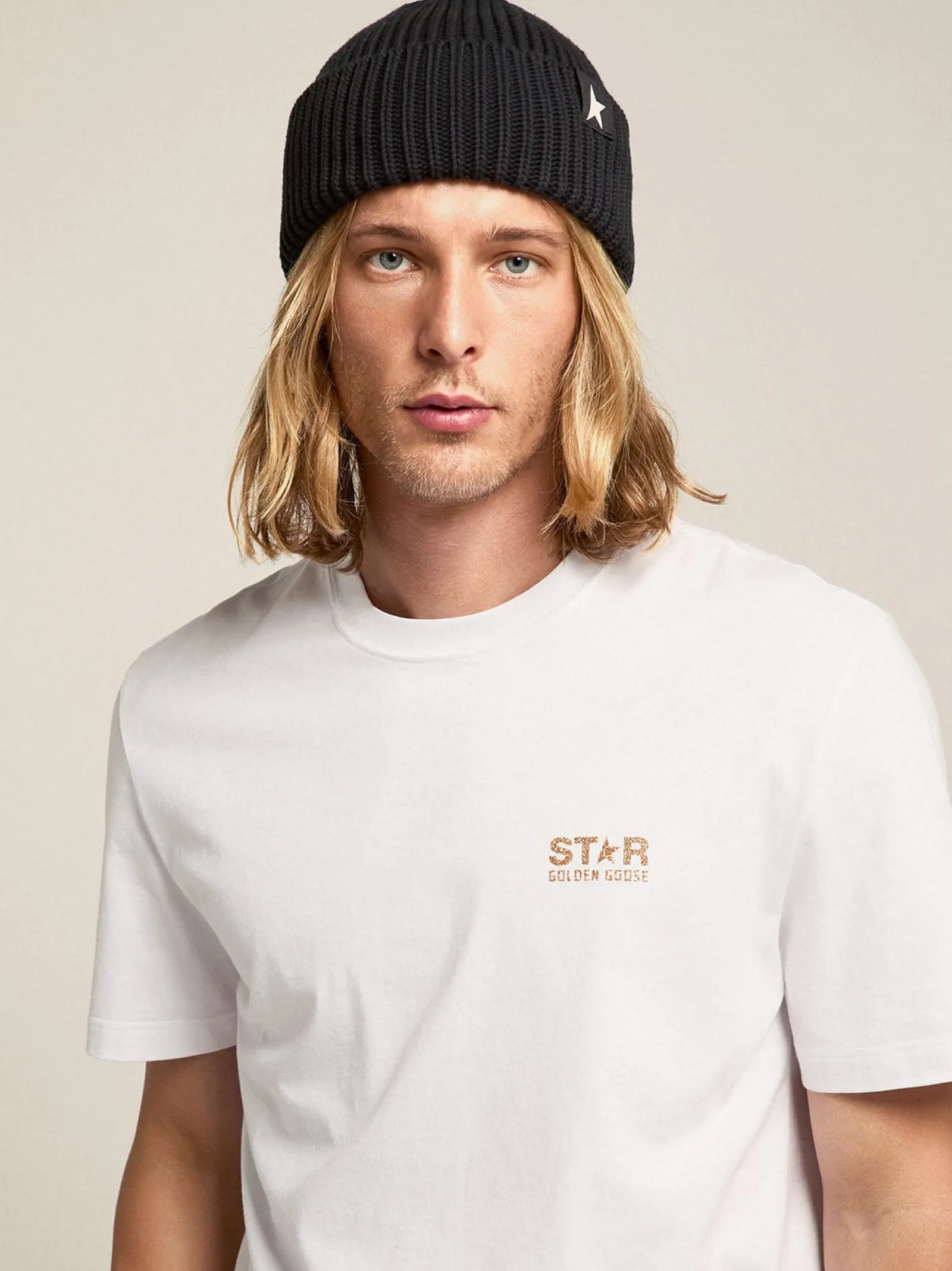 Store Golden Goose Gorro de lã preta com estrela branca Cor: preto
