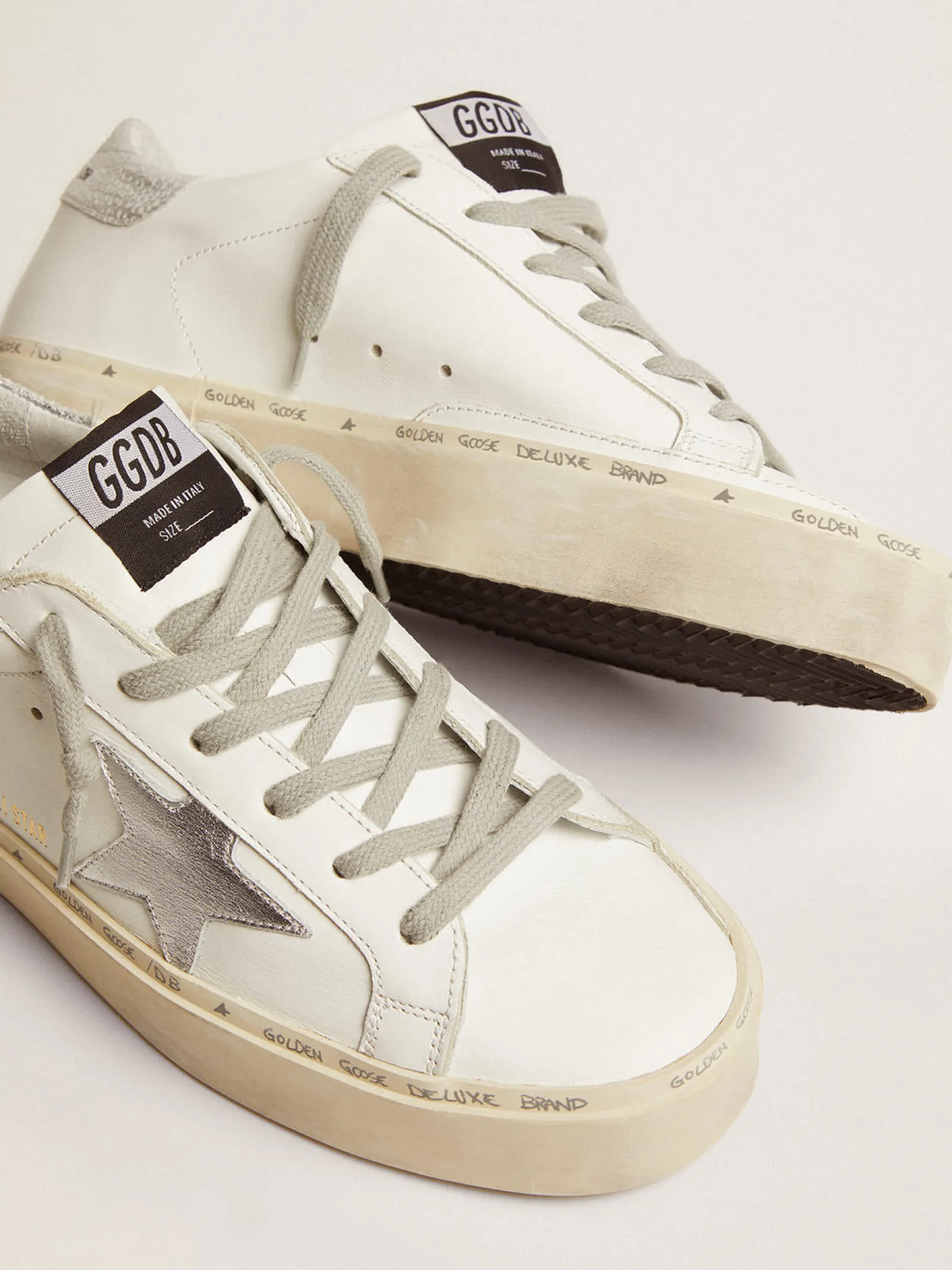 Cheap Golden Goose Hi Star feminino com estrela e talão metálico prateado Material principal: 95% couro bovino, 5% couro de cabra
