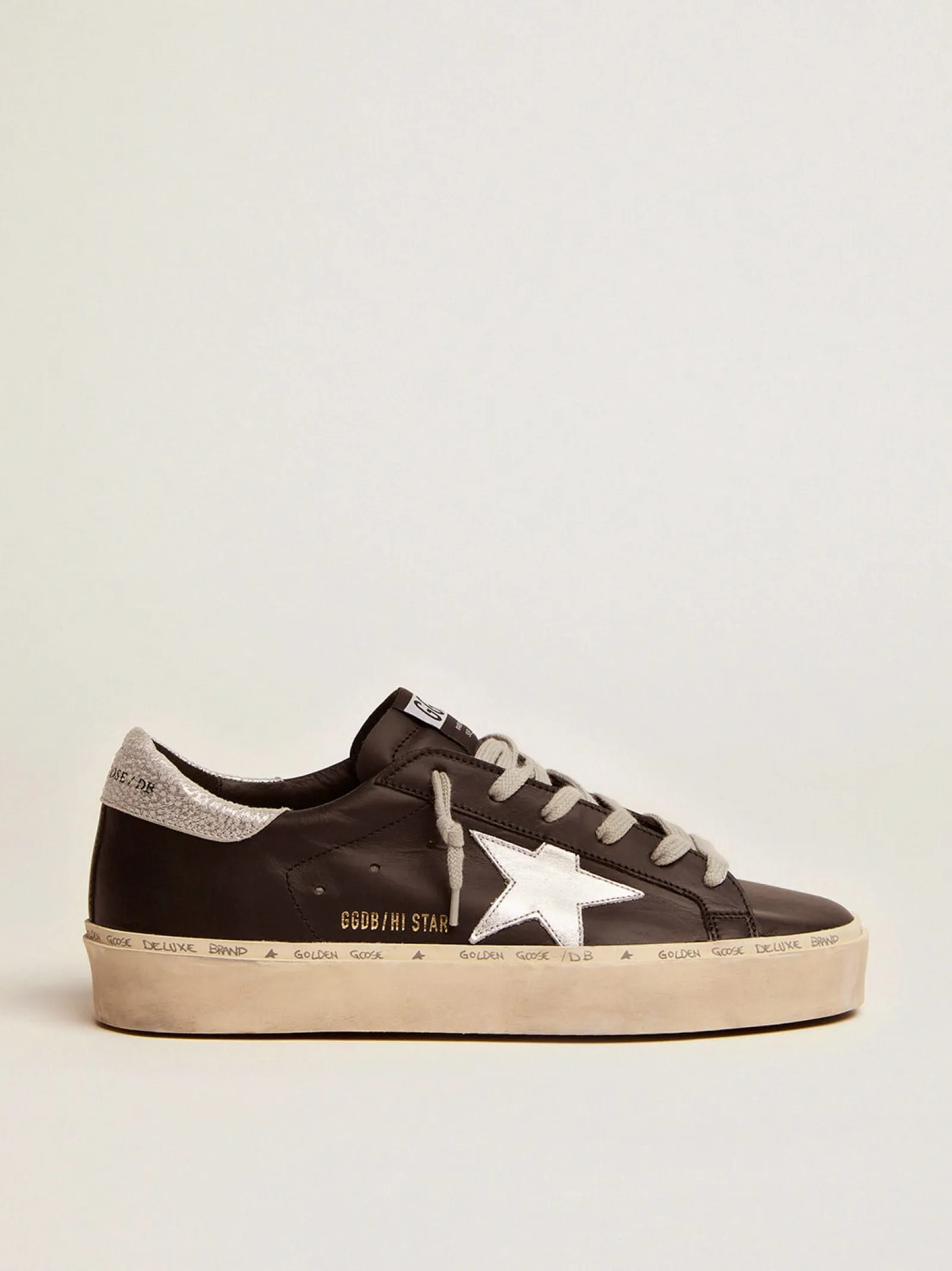 Best Golden Goose Hi Star feminino de couro preto com estrela de couro metálico prateado Cor: preto