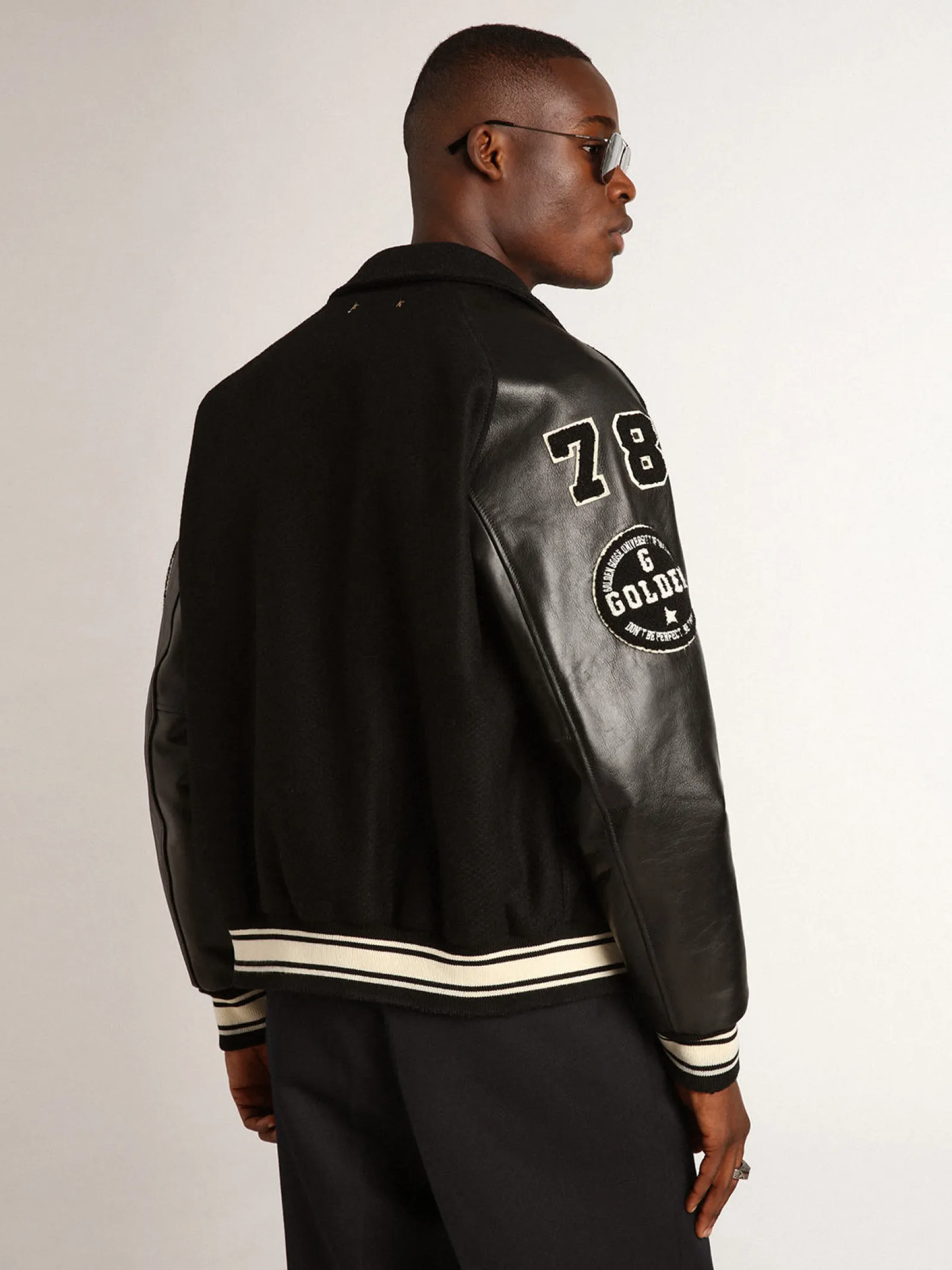 Fashion Golden Goose Jaqueta bomber de lã preta com patch Golden Collection