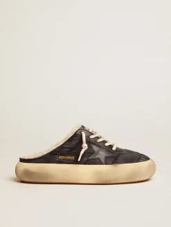 Flash Sale Golden Goose Men's Space-Star Sabot shoes in quilted nylon with shearling lining black