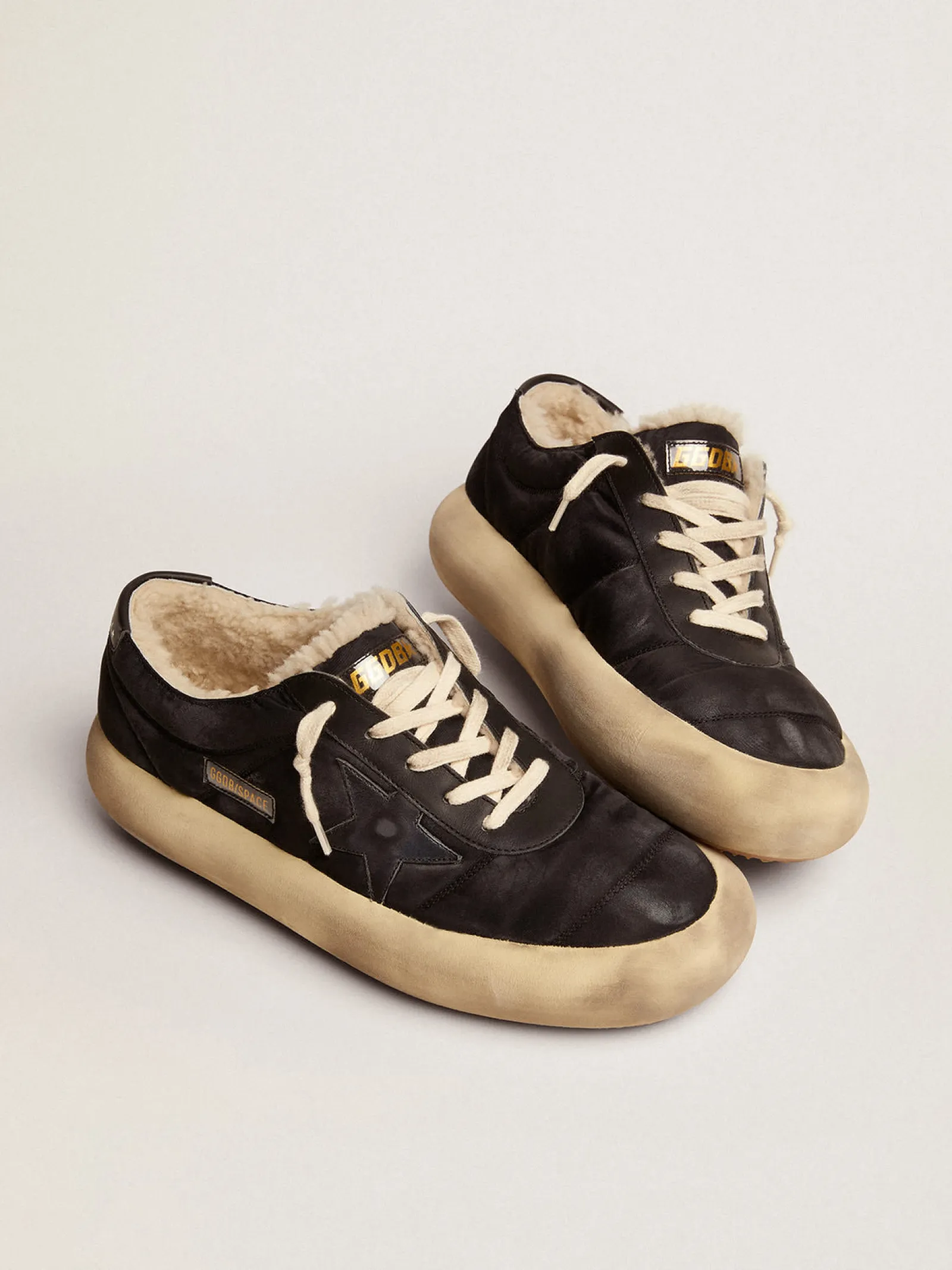 Cheap Golden Goose Men's Space-Star shoes in quilted nylon with shearling lining black