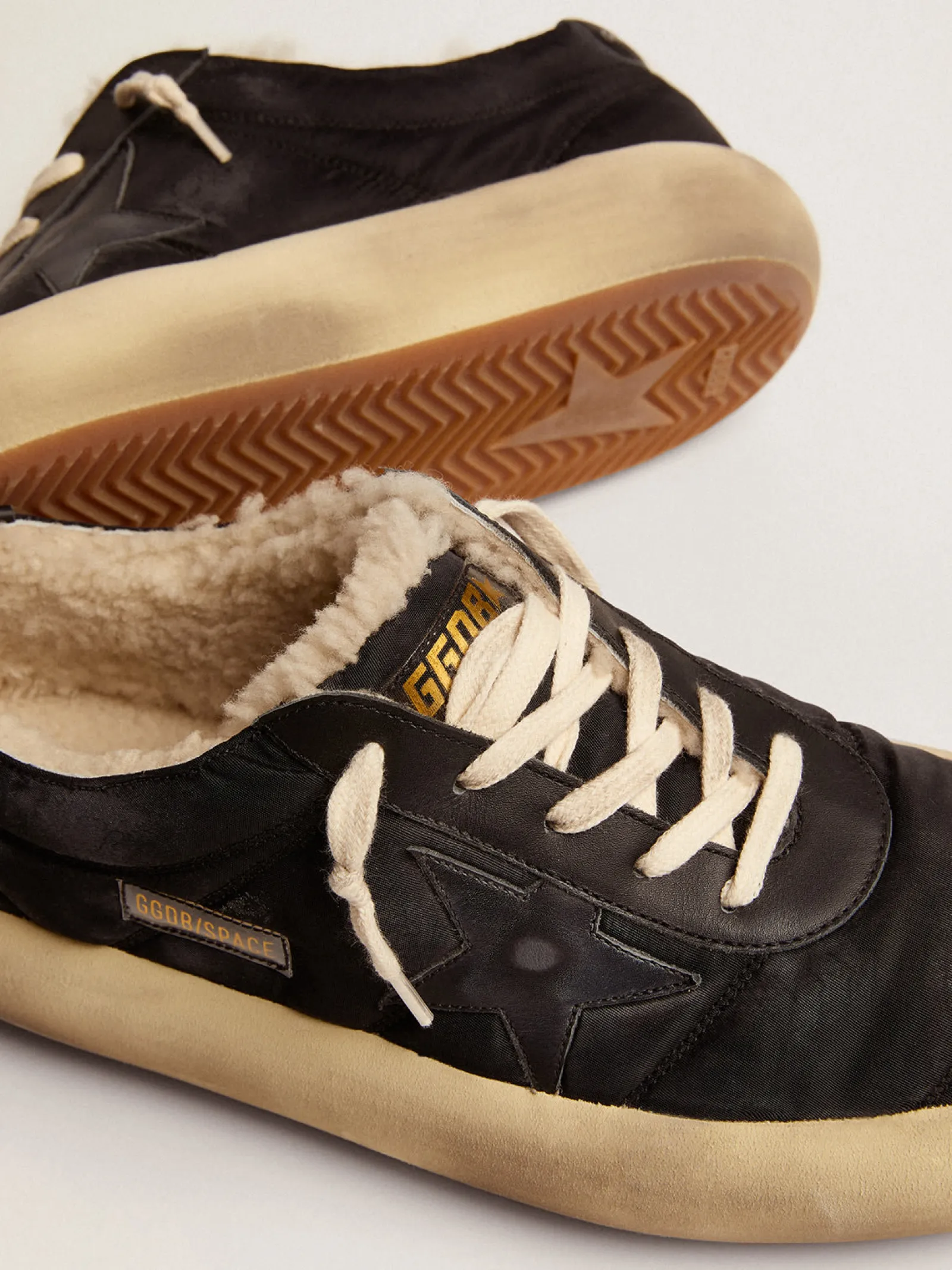 Cheap Golden Goose Men's Space-Star shoes in quilted nylon with shearling lining black