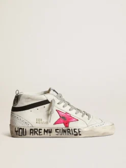 Cheap Golden Goose Mid Star com estrela de couro metálico rosa e lista preta Cabedal de napa branca
