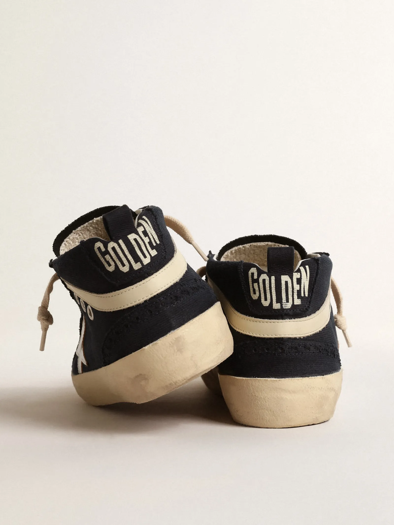 Cheap Golden Goose Mid Star de algodão azul com estrela prateada e lista de couro Cabedal de algodão azul-marinho