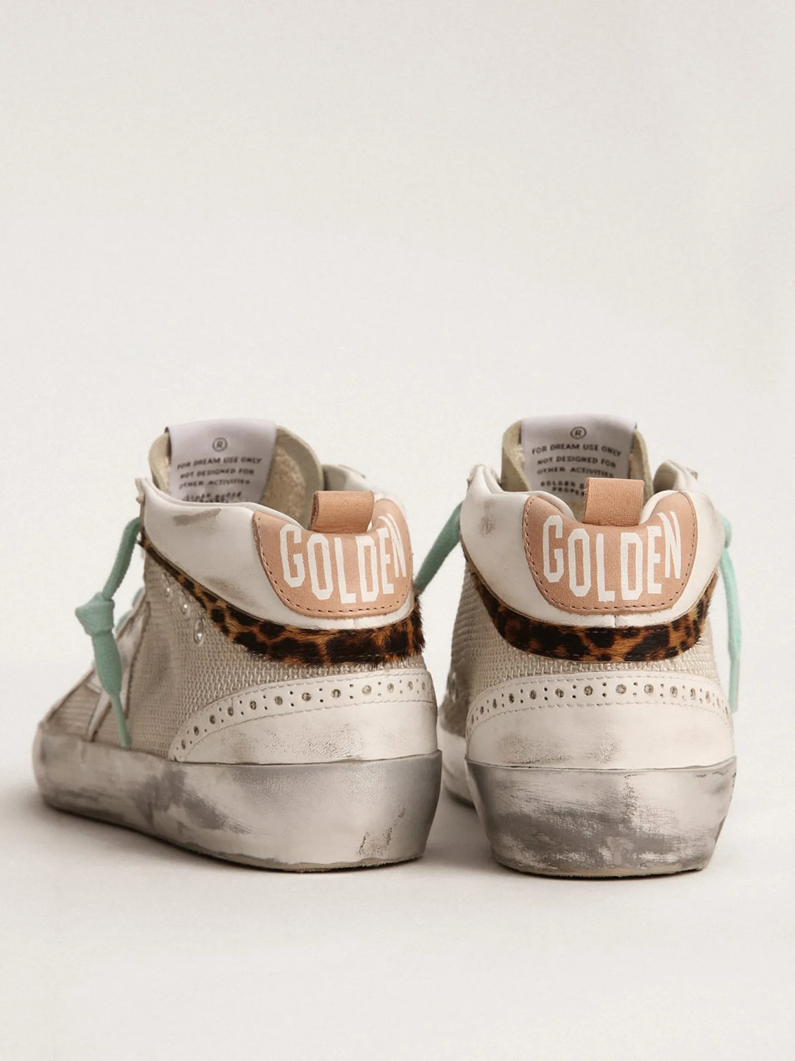Sale Golden Goose Mid Star Feminino com estrela prateada e lista de couro cavalinho leopardo Cabedal em malha e couro nas cores branco e prata claro