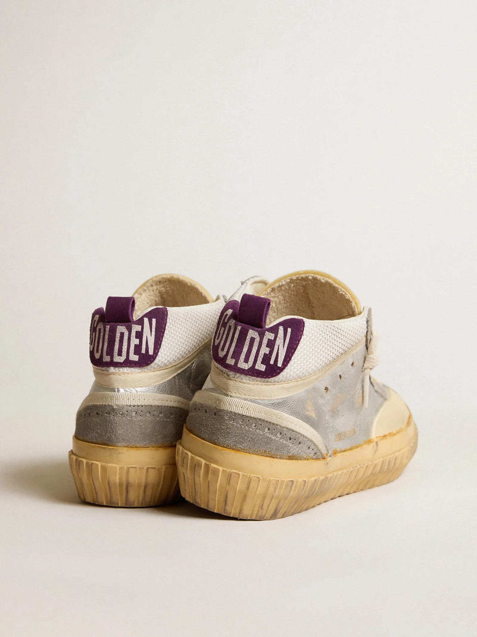 Best Golden Goose Mid Star LAB de couro metálico prateado e tela com estrela perfurada Cabedal de couro laminado prateado