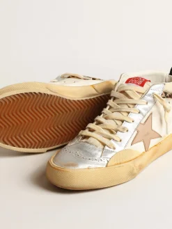 Hot Golden Goose Mid Star LTD, inserções de couro metálico prateado e estrela rosa Cabedal de napa e náilon brancos