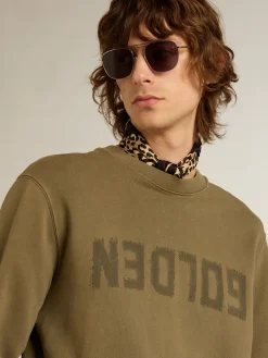 Online Golden Goose Moletom masculino verde-oliva com inscrição Golden Cor: verde-oliva
