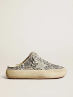 Fashion Golden Goose Mule Space-Star feminino em glitter com estrela e talão cinza gelo Cabedal de glitter prateado