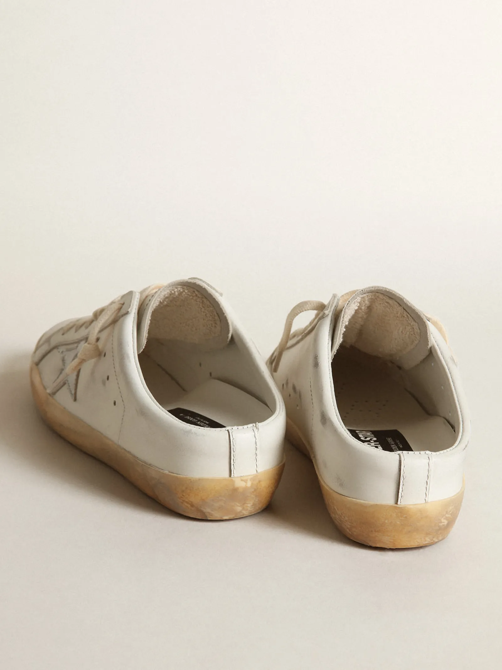 Cheap Golden Goose Mule Super-Star de couro branco com estrela de couro metálico prateado Cor: branco