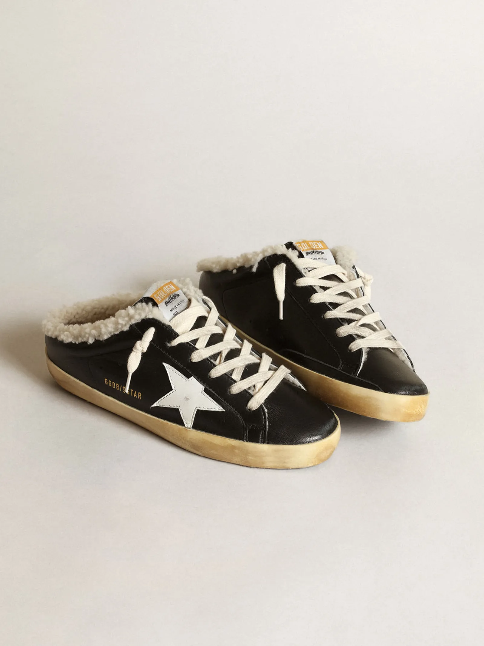 Cheap Golden Goose Mule Super-Star de napa preta com estrela de couro branco e forro de shearling bege Cabedal de napa preta