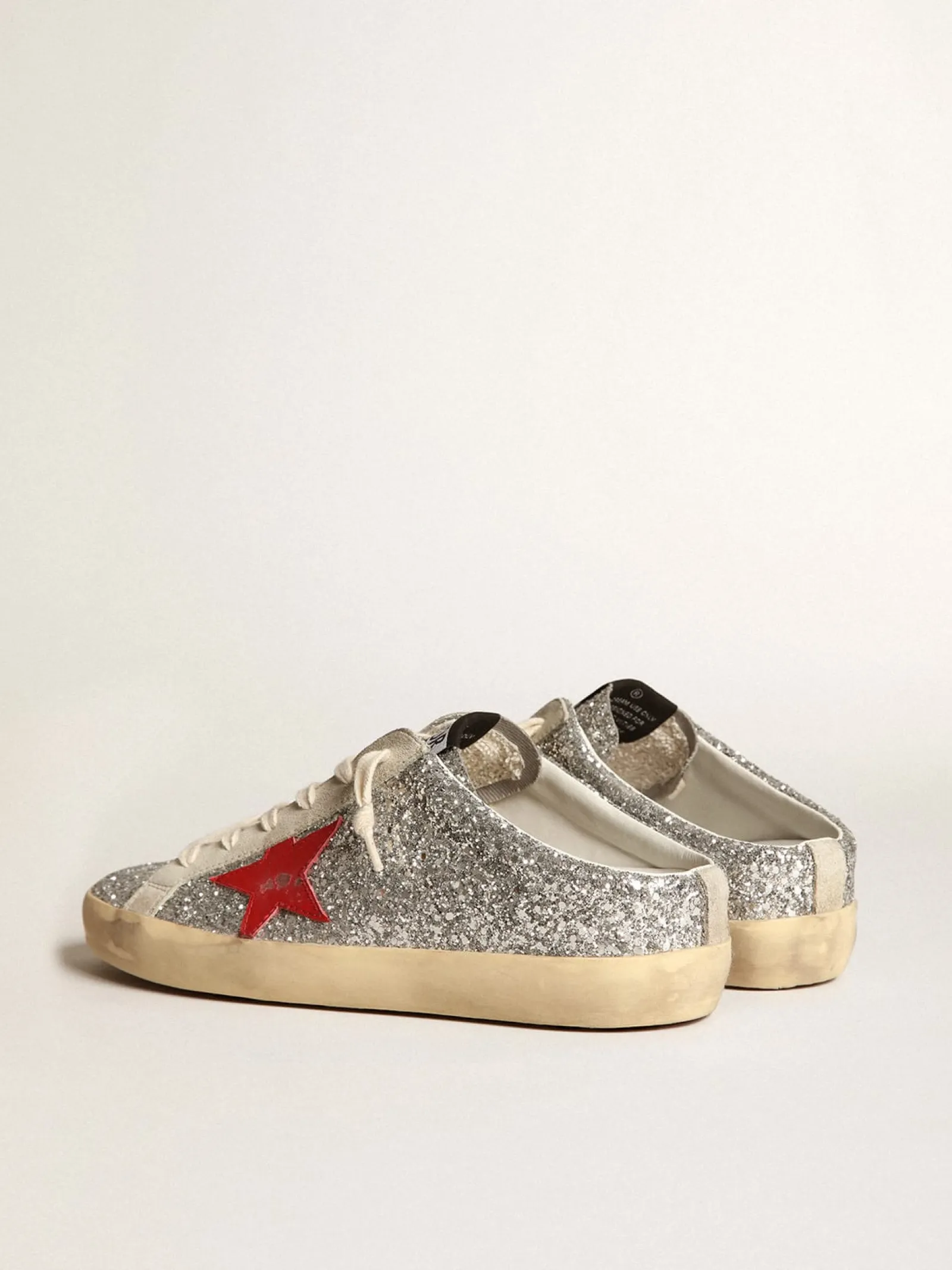 Best Golden Goose Mule Super-Star feminino em glitter prateado com estrela de couro vermelho Cabedal de glitter prateado
