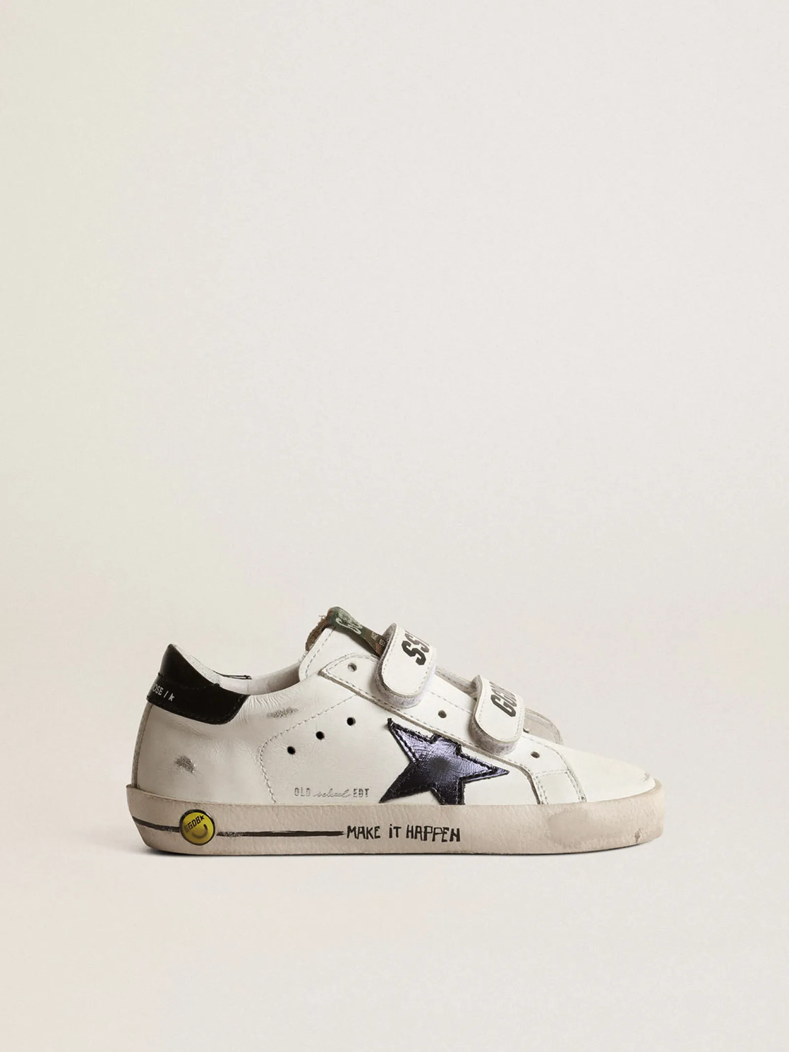 New Golden Goose Old School Young com estrela de couro metálico e talão preto Cor: branco