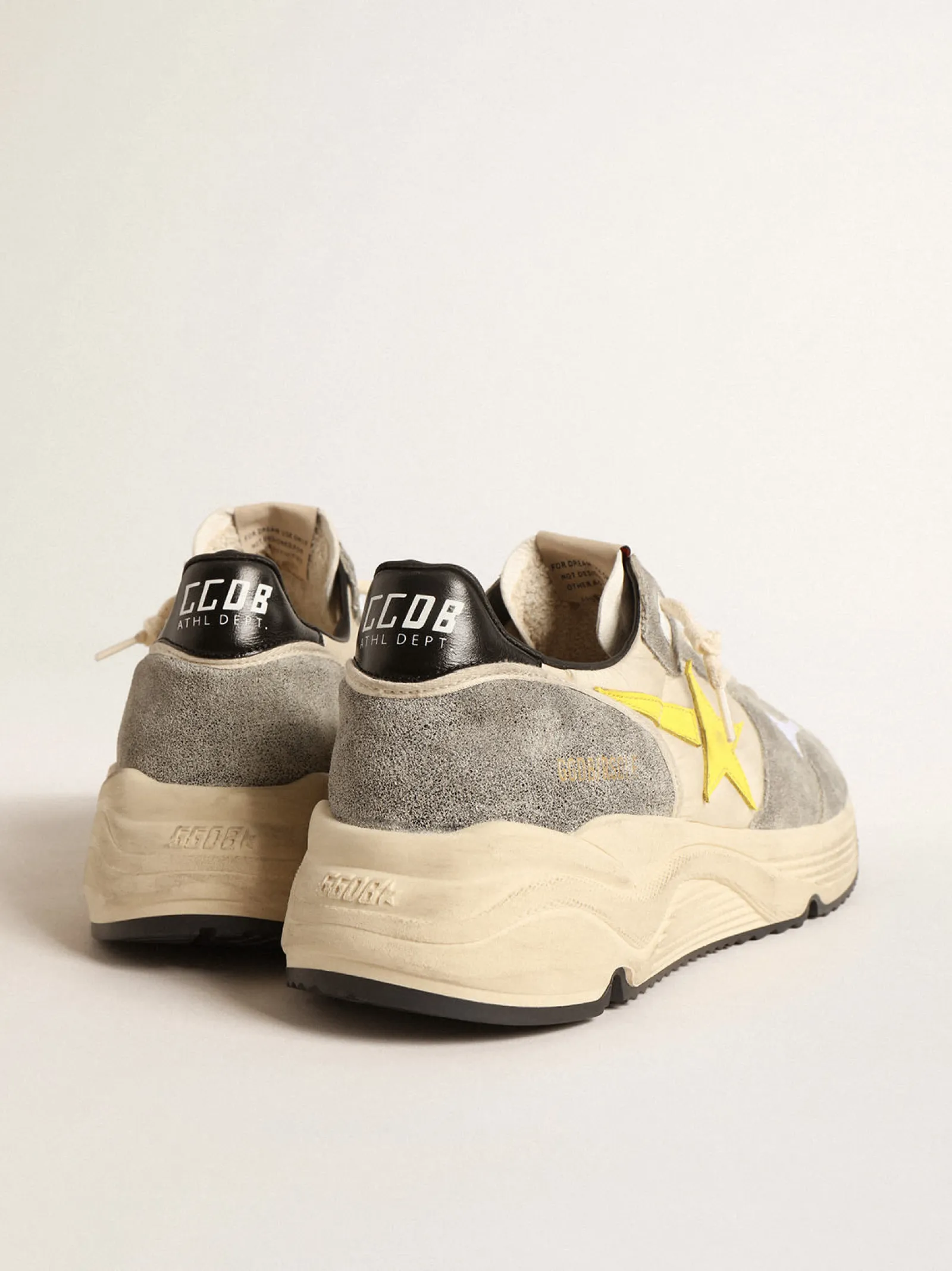 Online Golden Goose Running Sole de náilon bege e suede cinza com estrela amarela Cabedal de náilon délavé bege